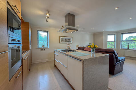 Kitchen (2)