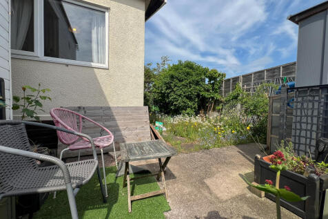 Garden (2)