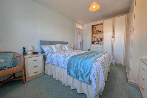 Bed 1 (2)