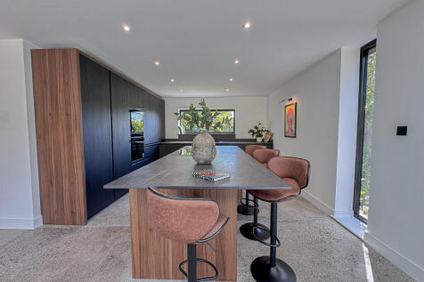 Kitchen (2)