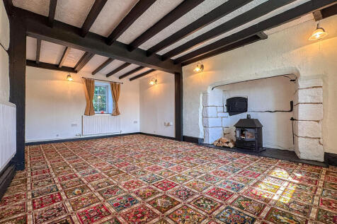 Living Room (3)
