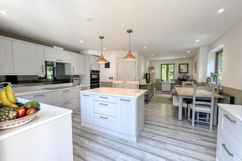 Kitchen Dining Family Room
