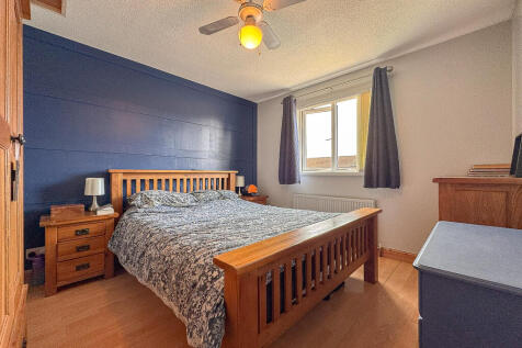 Bed 1
