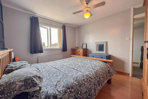Bed 1 (2)