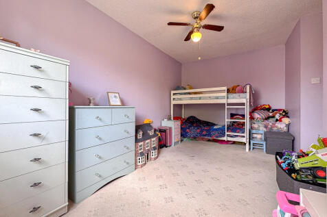 Bed 2 (2)