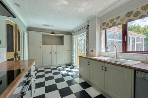 Kitchen (3)