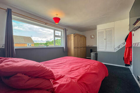 Bed 1 (2)