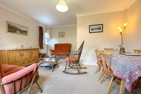 Living Dining Room (2)
