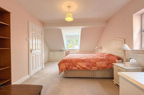 Bed 1 (2)