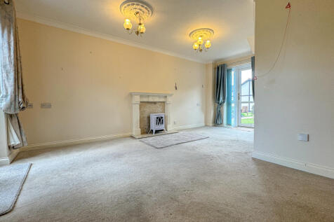 Living Dining Room (2)