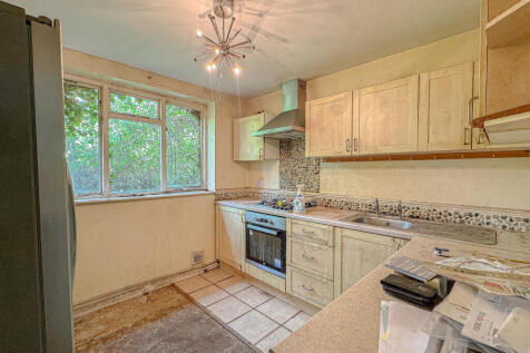 Kitchen (2)