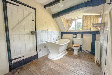 Bathroom (2) 2