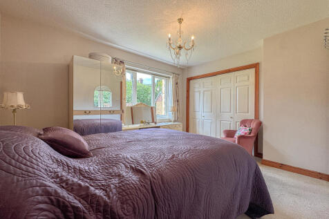 Bedroom (2)