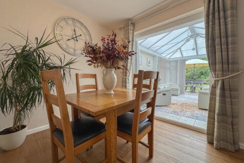Breakfast Room