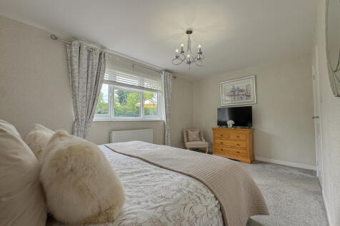 Bed 1 (2)
