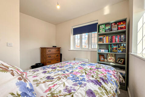 Bed 2 (2)