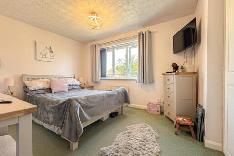 Bed 1 (2)