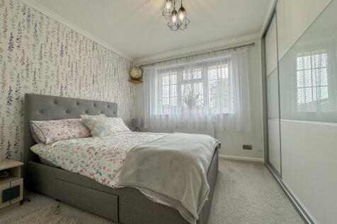 Bed 1