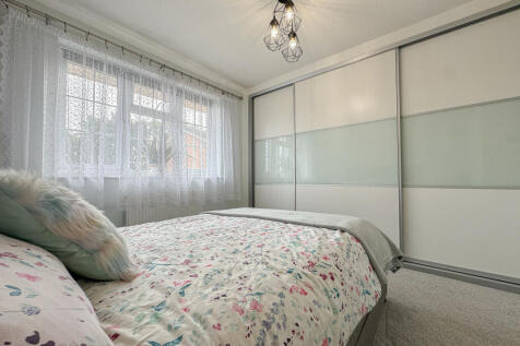Bed 1 (2)