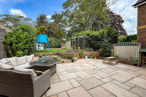 Garden (2)