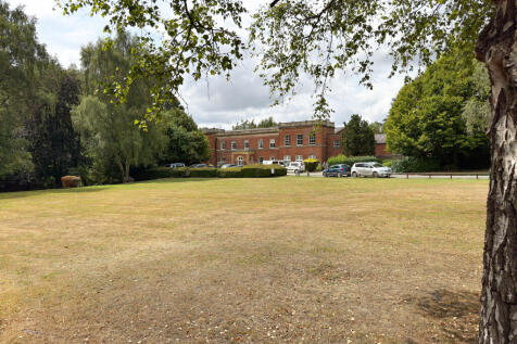 Estate Grounds (2)