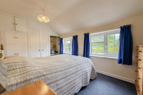 Bed 2 (2)