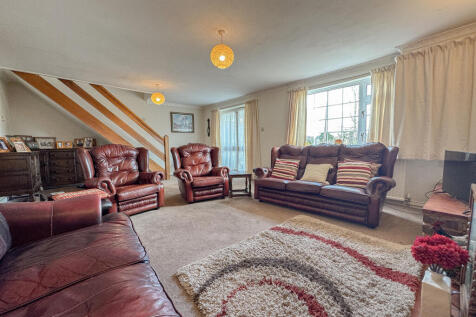 Living Room (4)