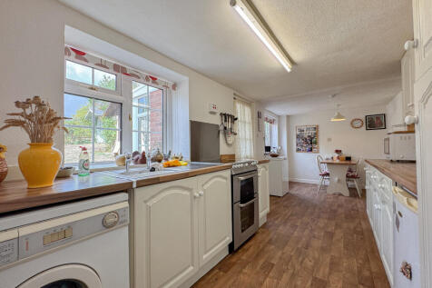 Kitchen Breakfast Room (2)