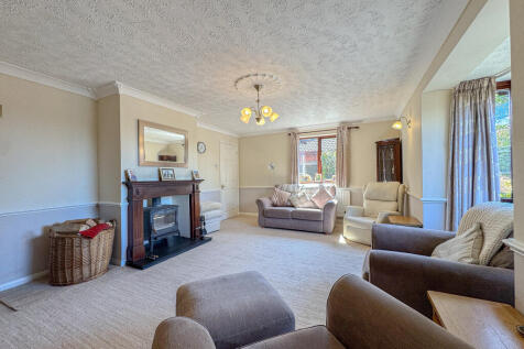 Living Room (3)