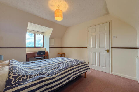 Bed 3 (2)