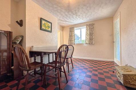 Dining Room (2)