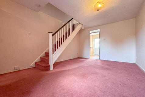 Living Room (2)