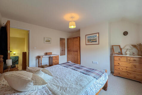 Bed 4 (2)