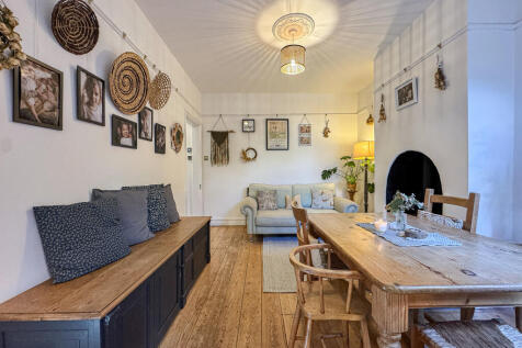 Dining Room (2)