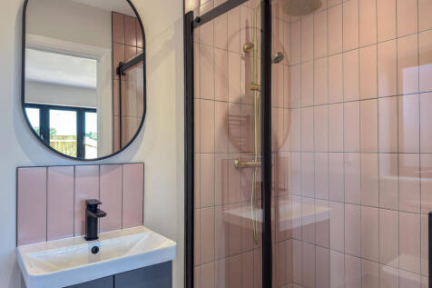 En Suite (2)