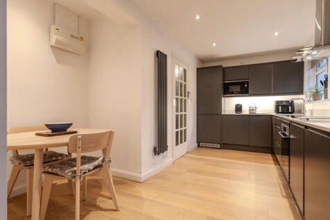 Kitchen Breakfast Room