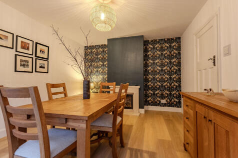 Dining Room Bed 2 (3)