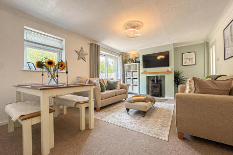 Living Dining Room (2)