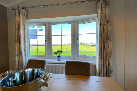 Plot 3 Green Crize - Dining view