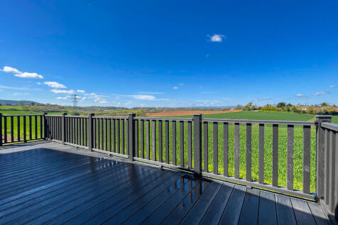 Plot 3 Green Crize - Decking