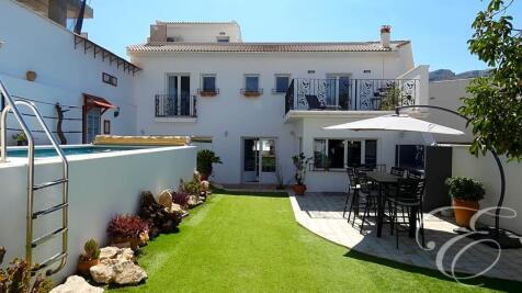 Property Image 1