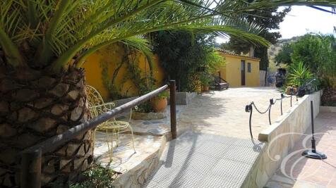 Property Image 4