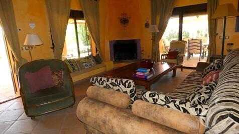 Property Image 8