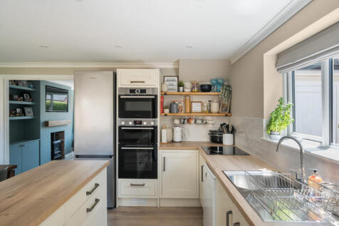 1318077-15-68627f...