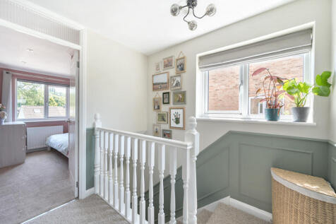 1318077-17-68627f...