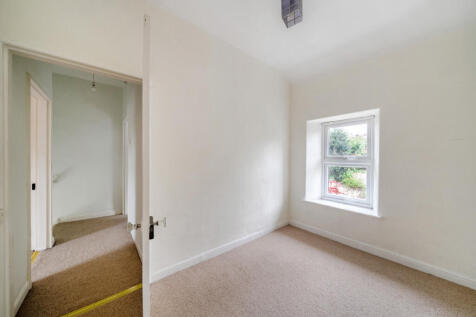 1369234-10-68ee5c...