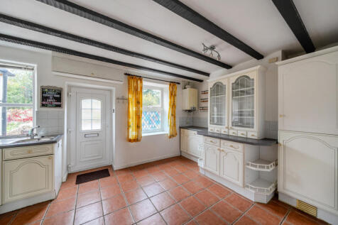 1369234-16-68ee5c...