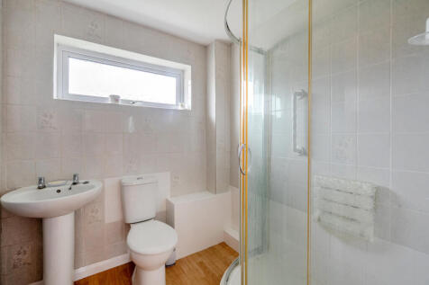 1366031-7-68e8fb1...