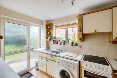 1366031-6-68e8fa0...