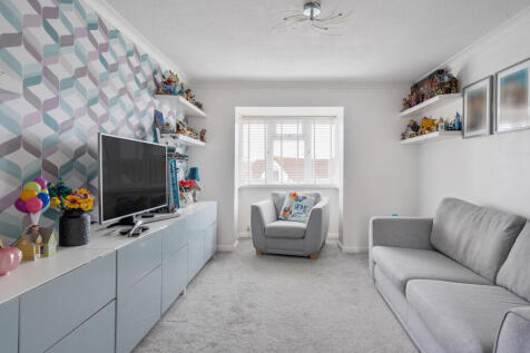 1366029-8-68f74ea...